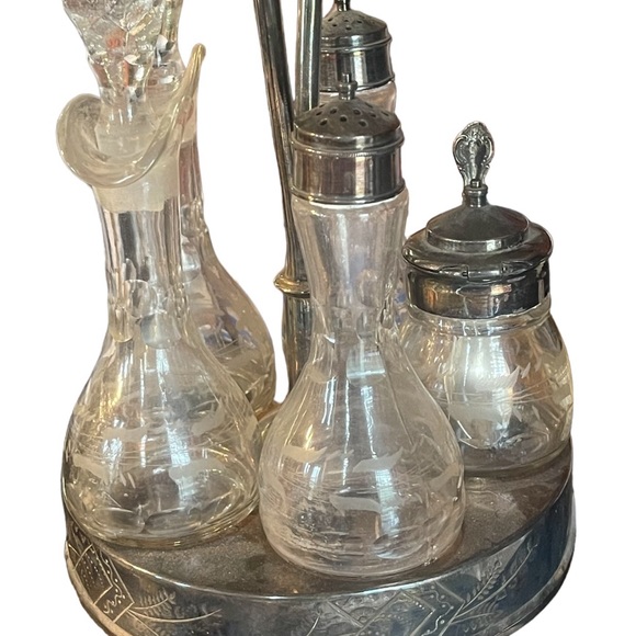 Antique Meriden B Company 5 Piece Condiment Set, Etched Glass, Spoon, 1852-1898 - Picture 16 of 16